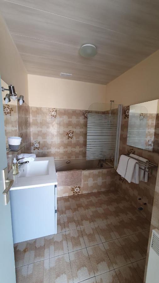 Appartement La Tour Du Sel 에그모르트 외부 사진